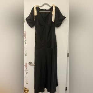 Elegant Black Evening Dress